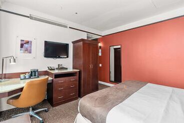 هتل The Emily Morgan San Antonio   A Doubletree By Hilton