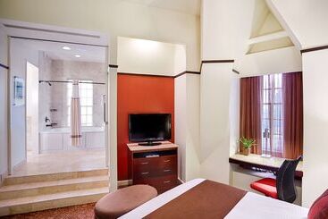 هتل The Emily Morgan San Antonio   A Doubletree By Hilton