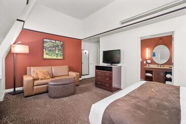 هتل The Emily Morgan San Antonio   A Doubletree By Hilton