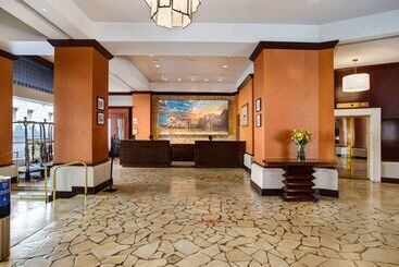 هتل The Emily Morgan San Antonio   A Doubletree By Hilton