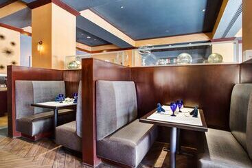 هتل The Emily Morgan San Antonio   A Doubletree By Hilton