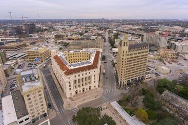 هتل The Emily Morgan San Antonio   A Doubletree By Hilton