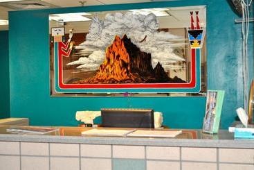 هتل The Region Inn Farmington
