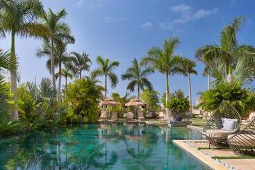 Royal River, Luxury Hotel   Adults Only