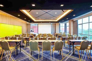 هتل Ibis Styles Bekasi Jatibening