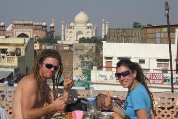 هتل Sai Palace Walking Distance From Taj Mahal  View Of Taj Mahal