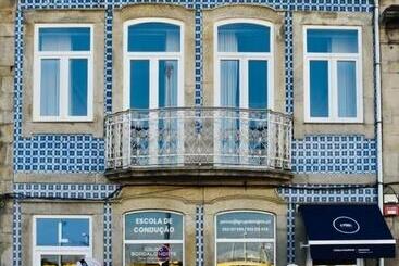 پانسیون O Poboa Guesthouse