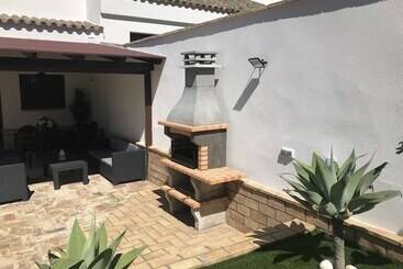 Villa Chill In