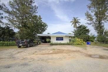 هتل Capital O75345 Praewa Villas Naiyang Phuket