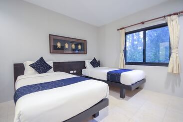هتل Capital O75345 Praewa Villas Naiyang Phuket