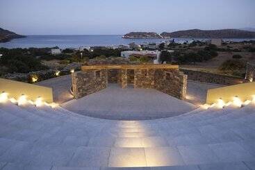 هتل Cayo Exclusive Resort & Spa