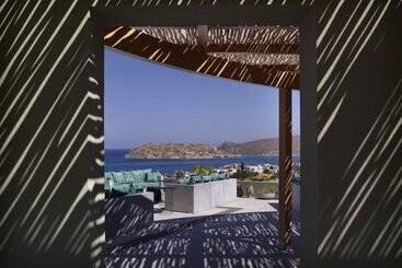 هتل Cayo Exclusive Resort & Spa