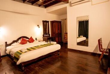 هتل Kumarakom Heritage