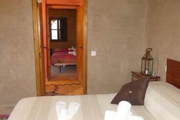 پانسیون Chez Barek