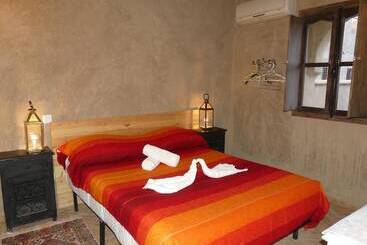 پانسیون Chez Barek