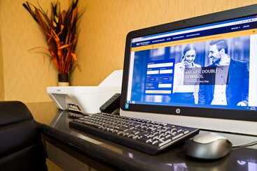 هتل Best Western Saluki Inn