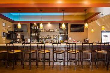 هتل Best Western Saluki Inn