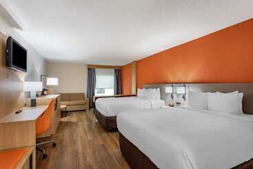 Hotel Comfort Inn & Suites Nashville Downtown   Stadium