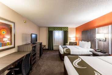 Hotel Comfort Inn & Suites Nashville Downtown   Stadium