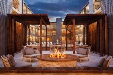 هتل Country Inn & Suites By Radisson, Metairie New Orleans , La