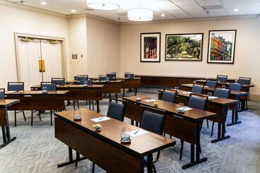 هتل Country Inn & Suites By Radisson, Metairie New Orleans , La