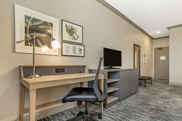 هتل Country Inn & Suites By Radisson, Metairie New Orleans , La