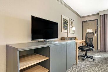 هتل Country Inn & Suites By Radisson, Metairie New Orleans , La
