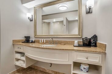 هتل Country Inn & Suites By Radisson, Metairie New Orleans , La