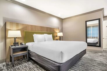 هتل Country Inn & Suites By Radisson, Metairie New Orleans , La