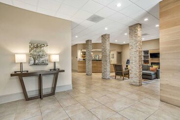 هتل Country Inn & Suites By Radisson, Metairie New Orleans , La