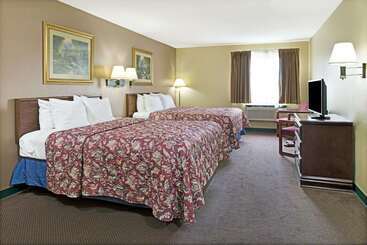 酒店 Days Inn By Wyndham Collinsville St Louis