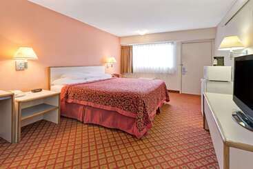 هتل Days Inn By Wyndham Overland Park/metcalf/convention Center