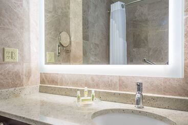 Hotel Holiday Inn Cape Cod   Hyannis, An Ihg