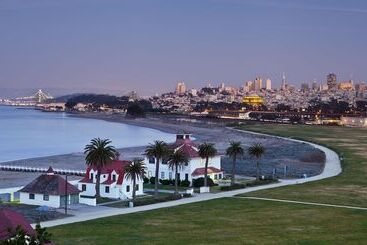 هتل Surestay By Best Western San Francisco Marina District