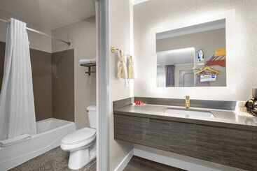 هتل Surestay By Best Western San Francisco Marina District