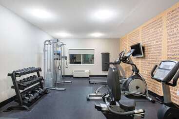 هتل La Quinta Inn By Wyndham Lincoln