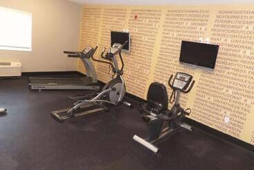هتل La Quinta Inn By Wyndham Lincoln