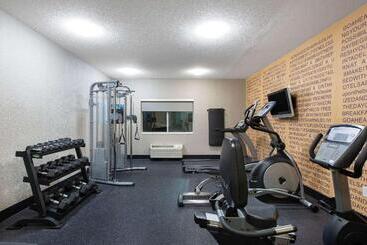 هتل La Quinta Inn By Wyndham Lincoln