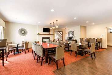 هتل Quality Inn & Suites University Fort Collins
