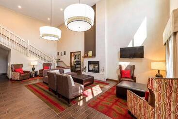 هتل Quality Inn & Suites University Fort Collins