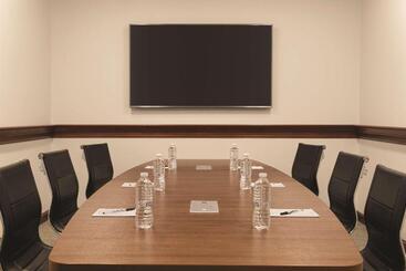 Radisson Hotel & Conference Center Rockford
