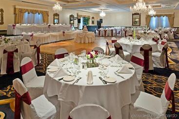 Radisson Hotel & Conference Center Rockford