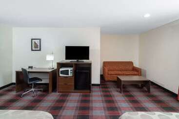 هتل Ramada By Wyndham Maggie Valley