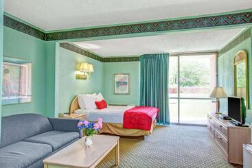 酒店 Ramada By Wyndham Parsippany
