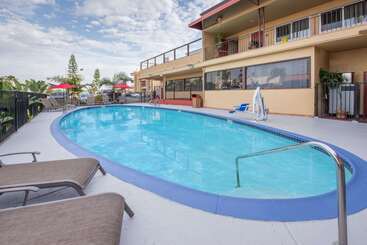 هتل Ramada By Wyndham San Diego Airport