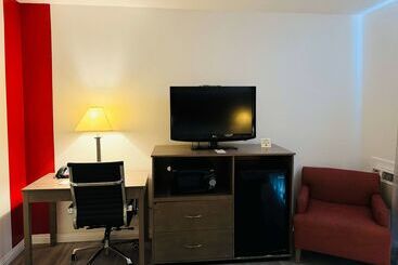 هتل Ramada By Wyndham San Diego Airport