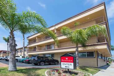 هتل Ramada By Wyndham San Diego Airport