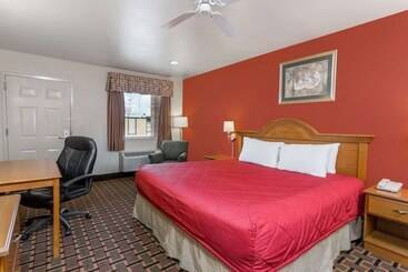 هتل Ramada Limited San Angelo