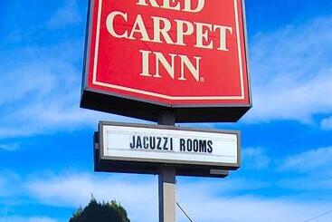 هتل Red Carpet Inn West Springfield