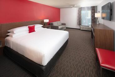 Red Lion Hotel Orlando Lake Buena Vista South  Near Disney